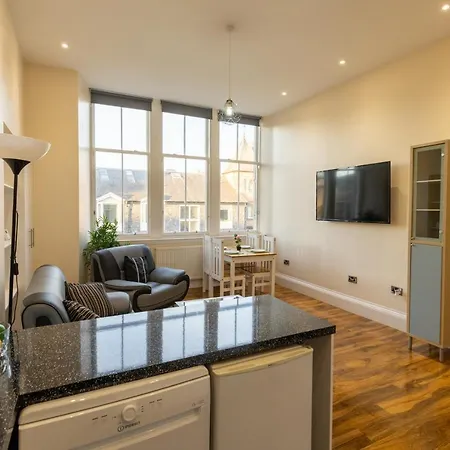 New 2 Bed Apartment With Stunning Views Of Arthur Seat Mountain Edinburgh Exterior photo