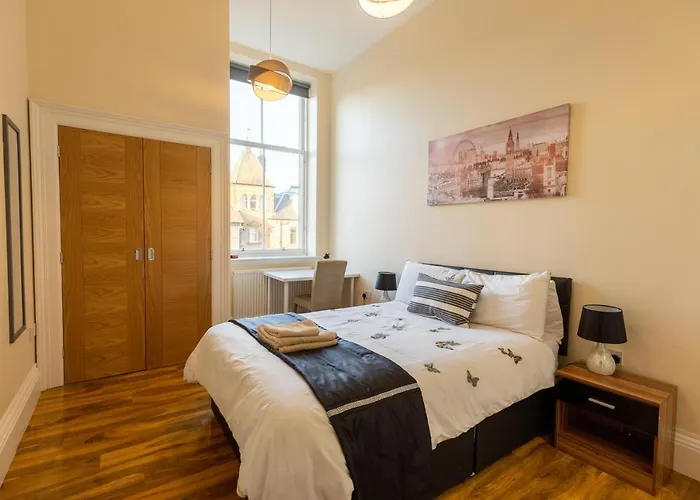 New 2 Bed Apartment With Stunning Views Of Arthur Seat Mountain