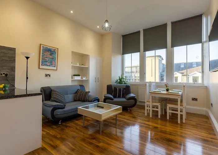 New 2 Bed Apartment With Stunning Views Of Arthur Seat Mountain