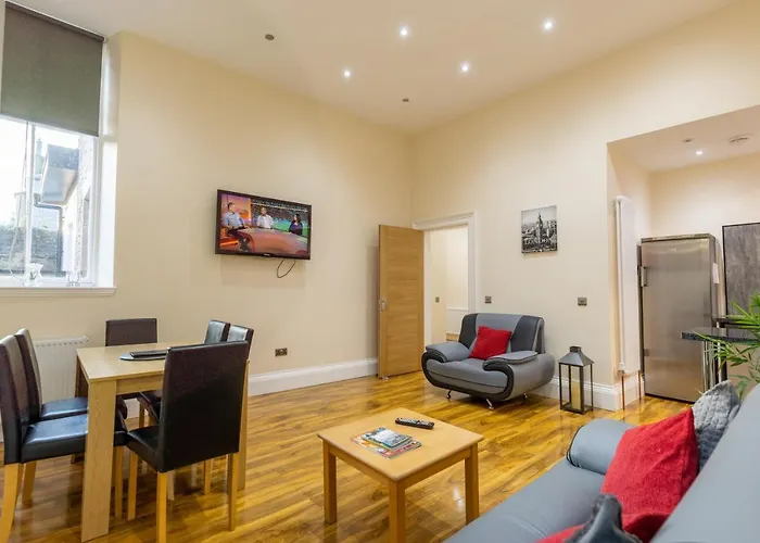 New 2 Bed Apartment With Stunning Views Of Arthur Seat Mountain